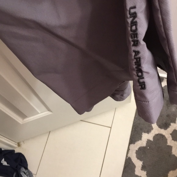 Under Armor Khaki pants includes both pair - Picture 2 of 5